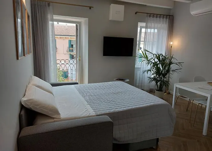 Homethirtyfour * 베로나